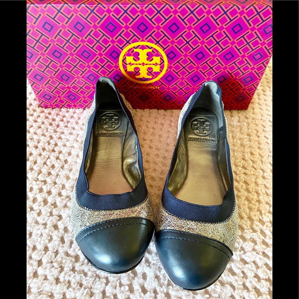 Tory Burch Bridgette blue pewter flats